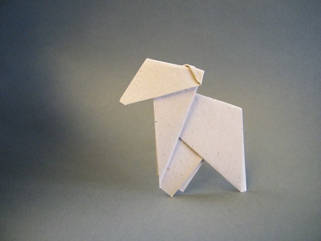 Lamb (A minimal 5 fold model) – John Smith