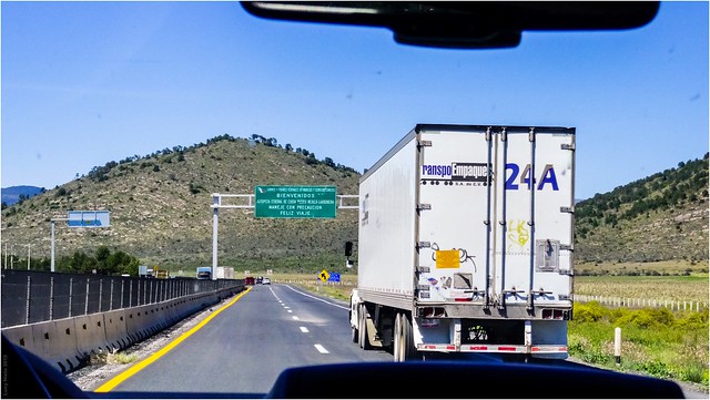 Carretera Saltillo a Matehuala - Nuevo León México 150330 141632 04771 HX50V