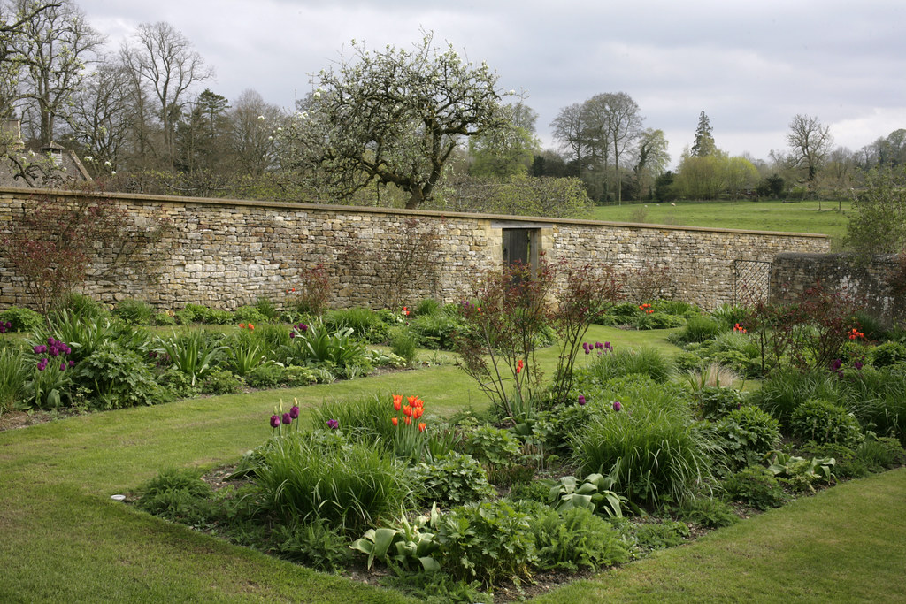 Cotswold Garden