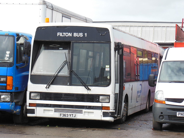 Filton Airport Bus One (1)/First Southern National Ex-PMT (Potteries Motor Traction) F363 YTJ 1633