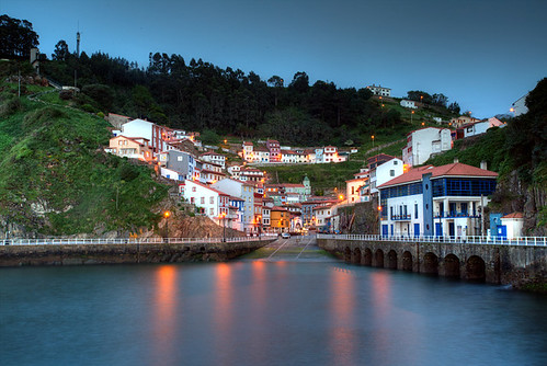 Cudillero Harbor by hapulcu, After a so-so sunset I drove back to Cudilleros where I was spending the night (in the purple buildi