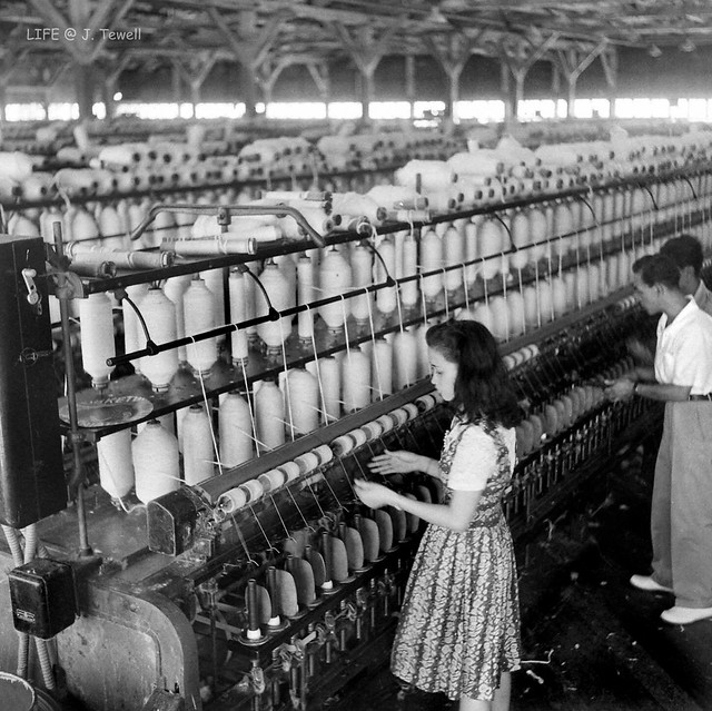Textile mill, Manila, Philippines, 1940s (2)