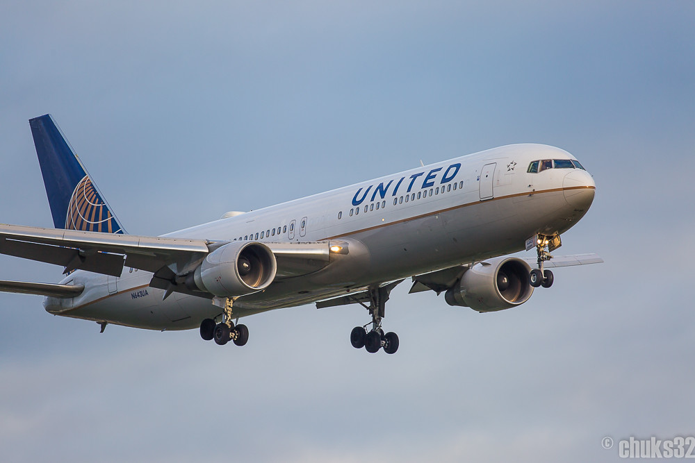 United Airlines l N643UA l Boeing 767-300