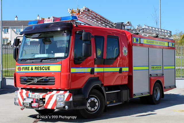 Kilkenny Fire & Rescue Service / KK 12 A1 / 07 KK 5211 / Volvo FLL / WrL