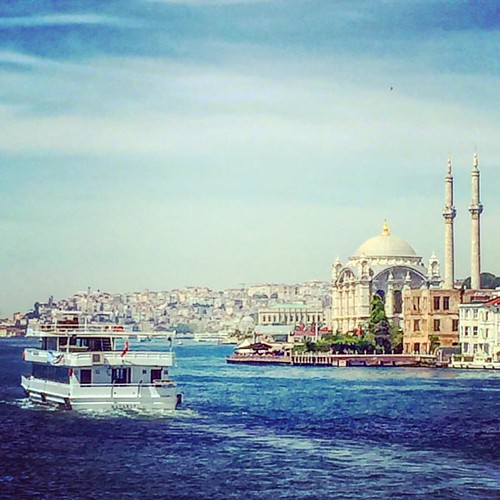 #istanbul #turkey #boattour | by sabri1810