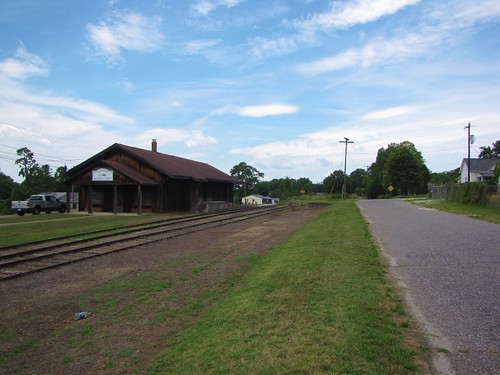 taylorsville alexandercounty northcarolina smalltownnorthcarolina smalltown depot traindepot trainstation gerrydincher nc