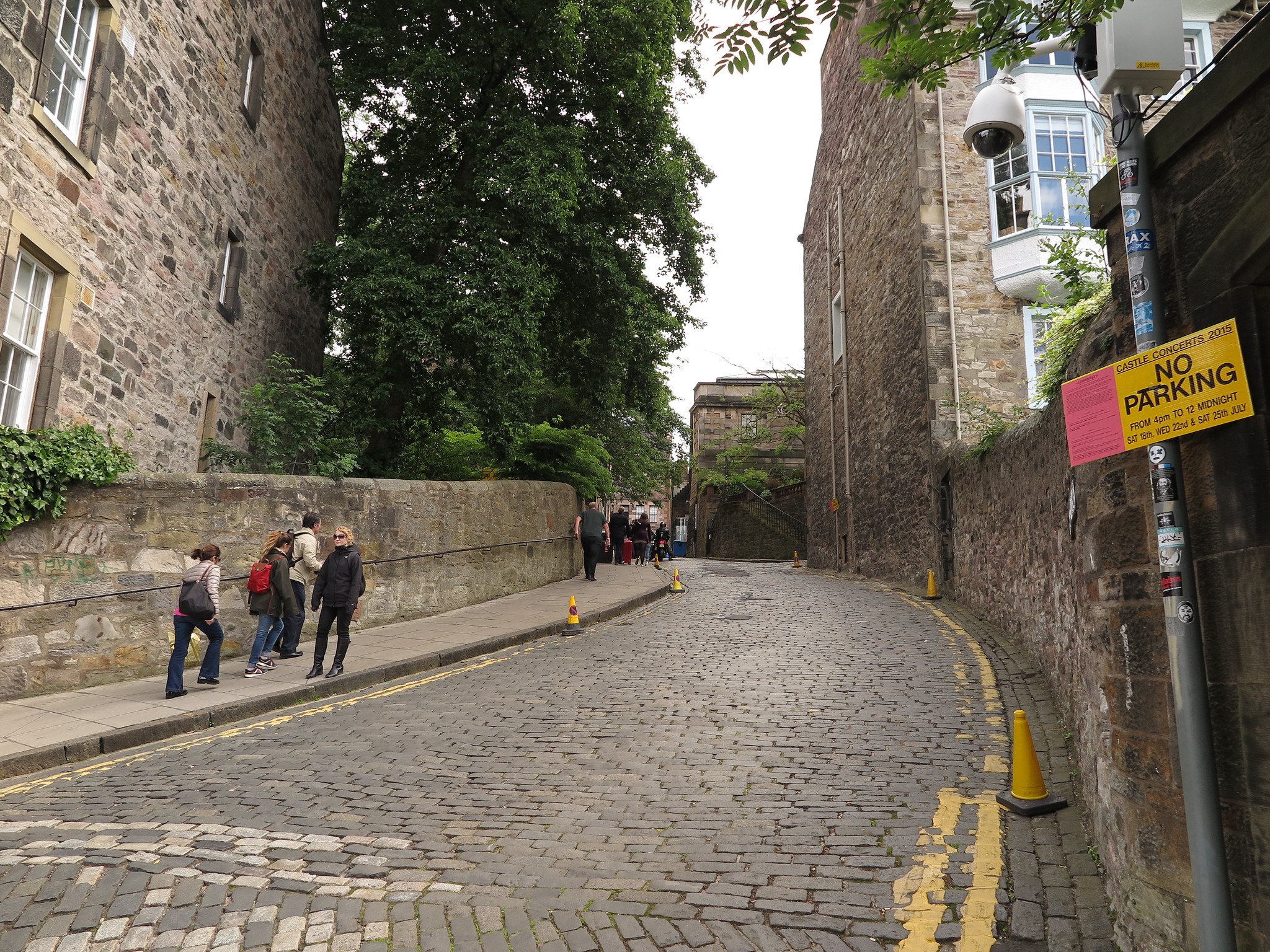 {Day 1} (Edinburgh)