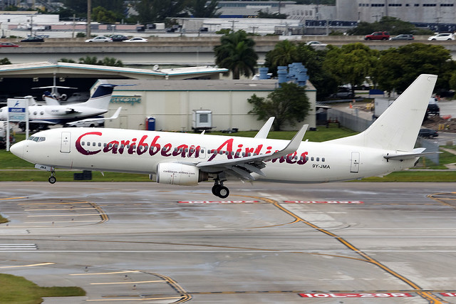 9Y-JMA - Boeing 737-8Q8(WL) - Carribean Airlines - KFLL - Oct 2014