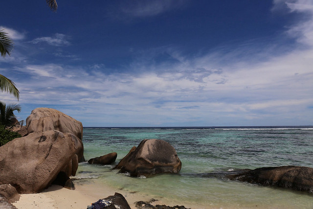 Sky - Anse source d'argent  La Digue Seychelles ... On Explore! ( #110 30 April 2015 )