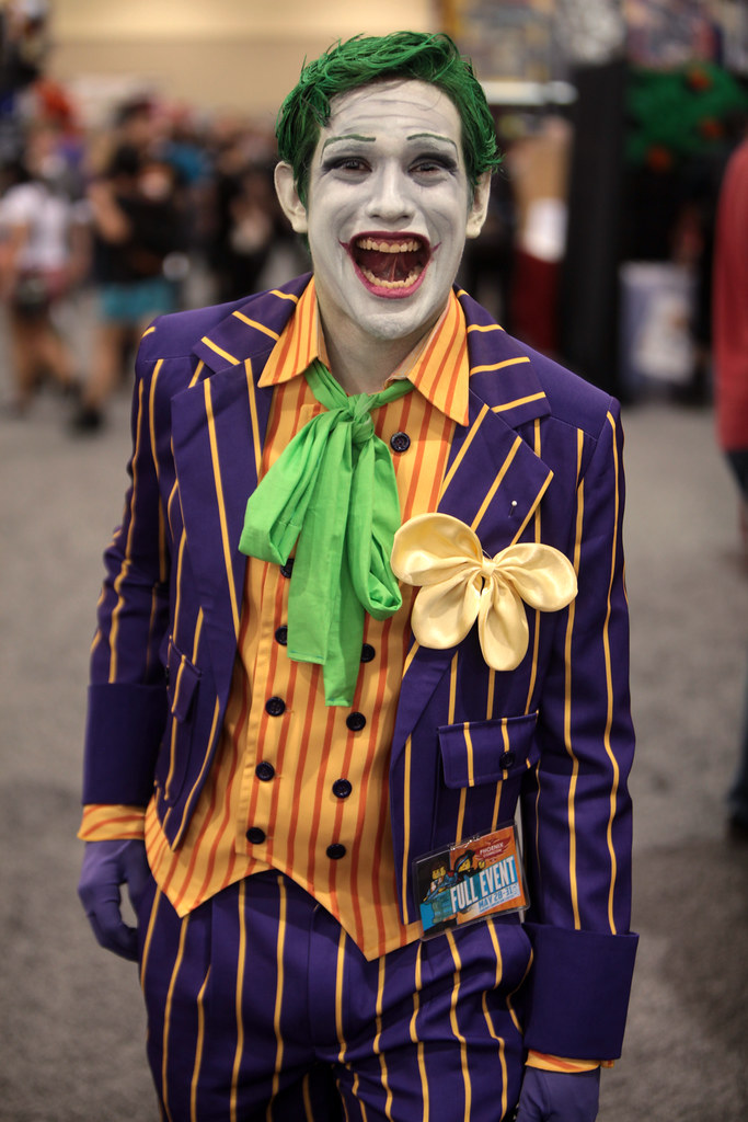 Joker cosplayer - a photo on Flickriver