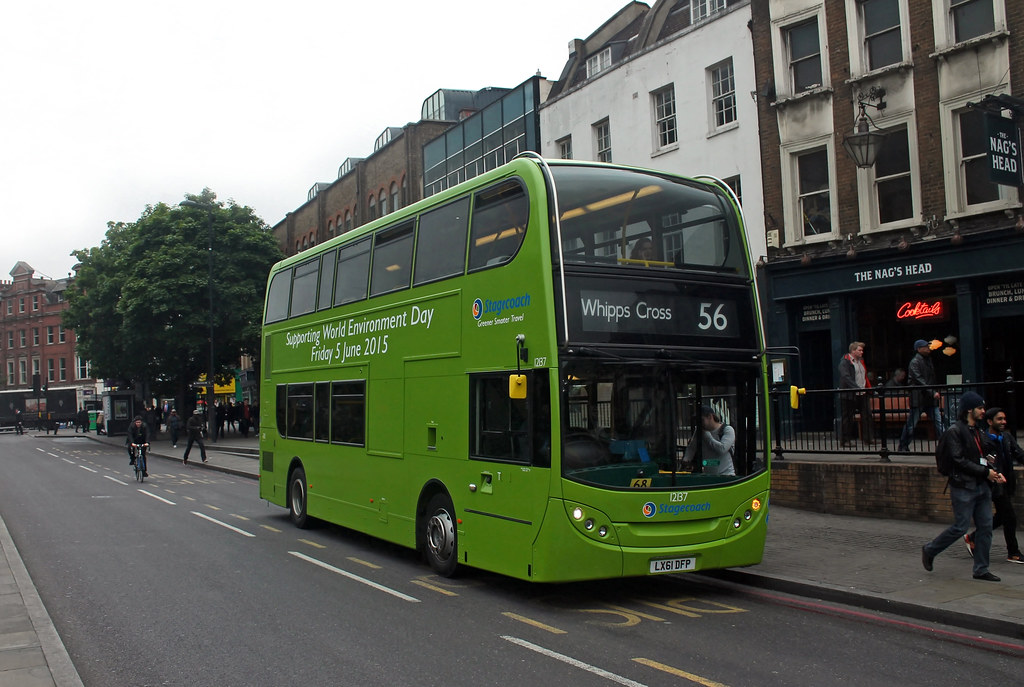 Ezel kat Triatleet Route 56, Stagecoach London, 12137, LX61DFP | Pictured weari… | Flickr