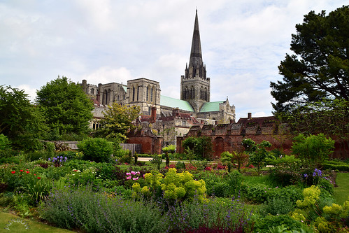 gardens cathedral palace bishops chichester jainbow