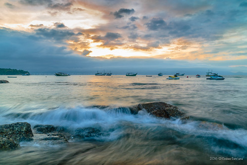 Storm on the way! by ozeias, Praia do Araçá, Porto Belo, SC - Brazil

<a href="http://instagram.com/ozeias" rel="nofollow">Instag
