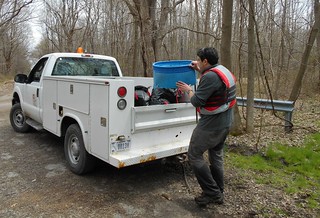 Earth Day clean up at Shenango River Lake | Volunteers picke… | Flickr