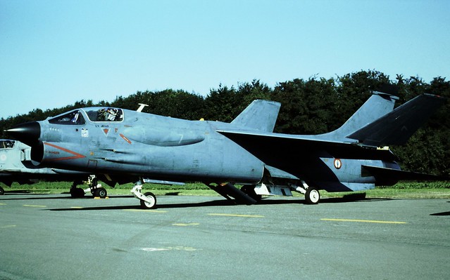 F-8P Crusader No.7 12-Flotille Aeronavale (French-Navy). Brustem Open-House, 07-09-1996.