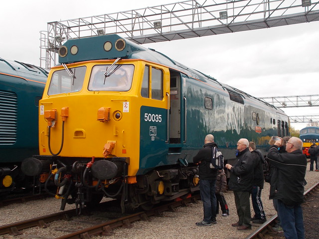 50 035 'Ark Royal' (and enthusiasts)