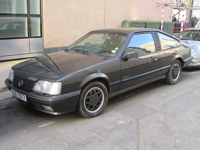 Opel Monza 3.0 GSE KAZ7377