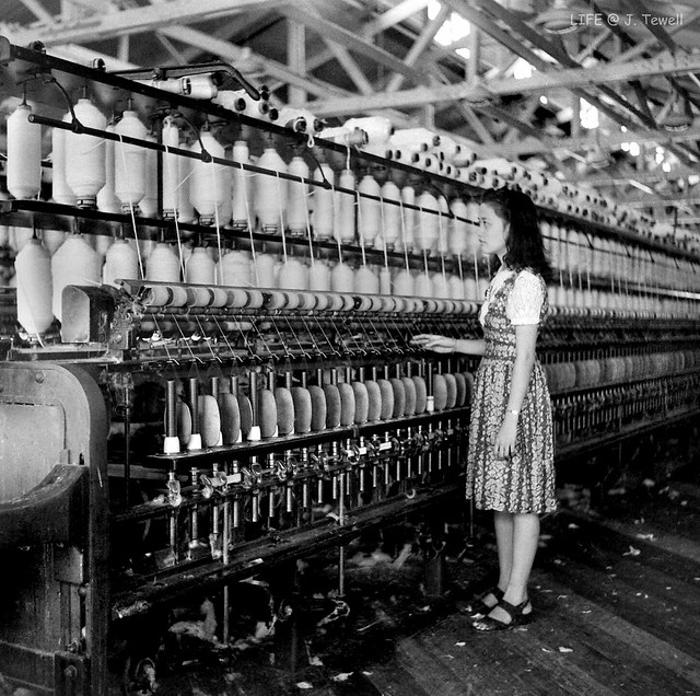 Textile mill, Manila, Philippines, 1940s (1)
