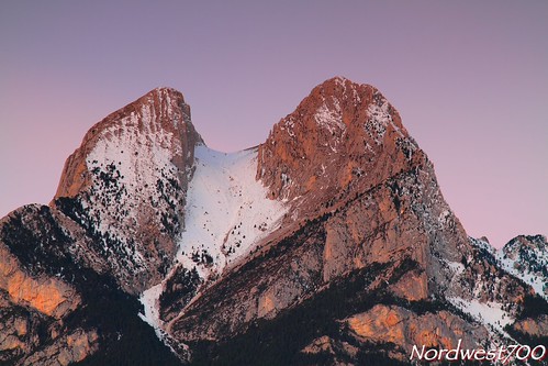 Amanece en el Pedraforca. // Dawn in the Pedraforca. by Nordwest700, Macizo del Pedrafoca 2507 mts. Saldes (Berguedá) Serra del Cadí.nordwest700 canon7d 7d pedraforca se