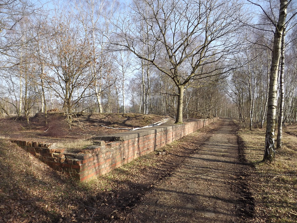 Raf Riccall RAF Riccall | RAF RICCALL BOMB DUMP (Southern Track) Lorries… | Flickr