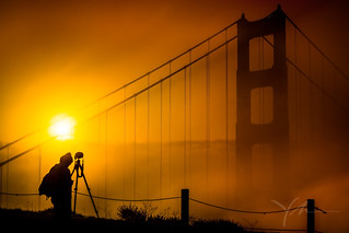 Golden-Gate-Bridge-towering-above-the-clouds.jpg