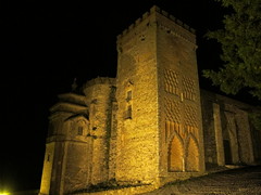 Iglesia prioral del castillo - Vista nocturna