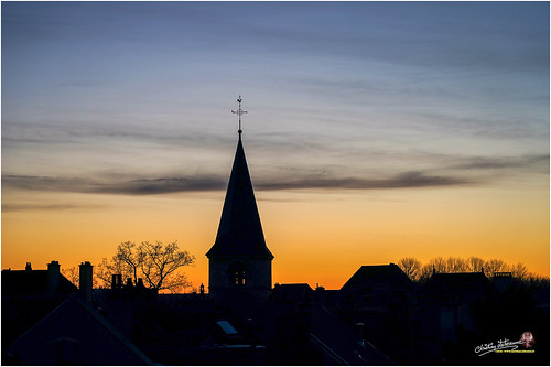 Coucher de soleil esplanade Saint Vorles "2019" by Christian Labeaune, 21400 Châtillon-sur-Seine, Impression du Châtillonnais, Bourgogne - Franche-Comté, France.2019 ville