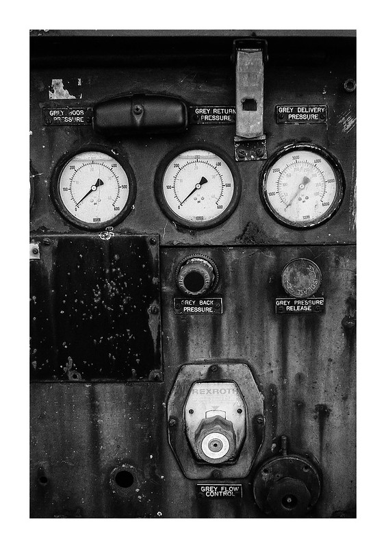 FILM - Grey Control