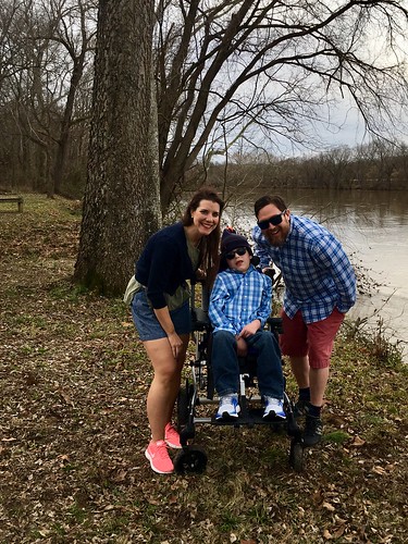 2019fdh family wheelchair hike ada boy accessible mom dad son