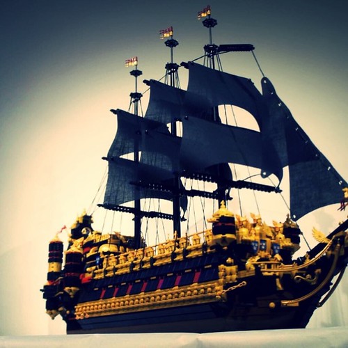 Lego ship moc . The name of this are Anirac