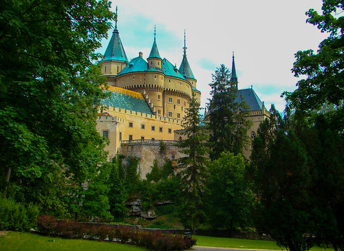 catle bojnice slovakia fairytale beauty architecture history