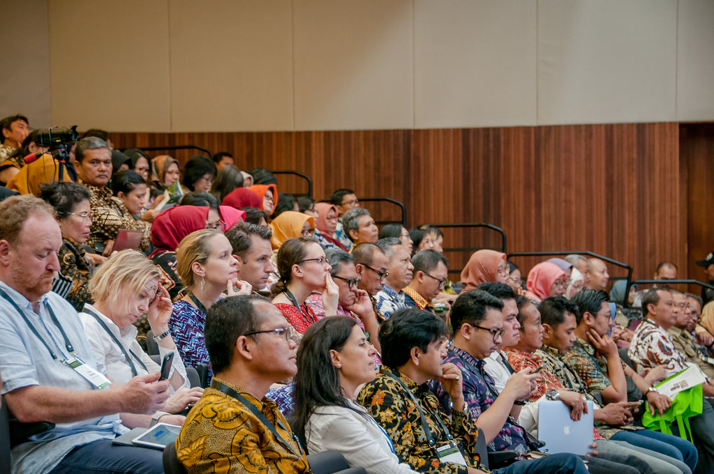 Participants at brownbag discussion. CIFOR, Bogor, Indonesia.