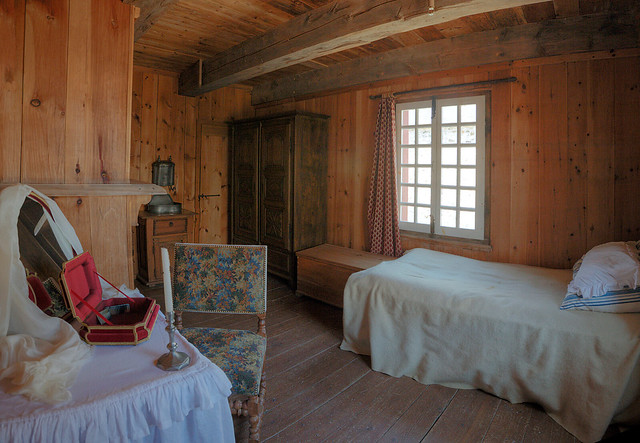 18th Century Bedroom