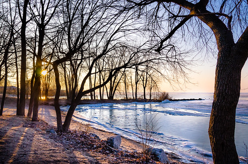 2019 canada kingsville lakeerie lakesidepark march ontario ice lake sun sunrise trees water winter