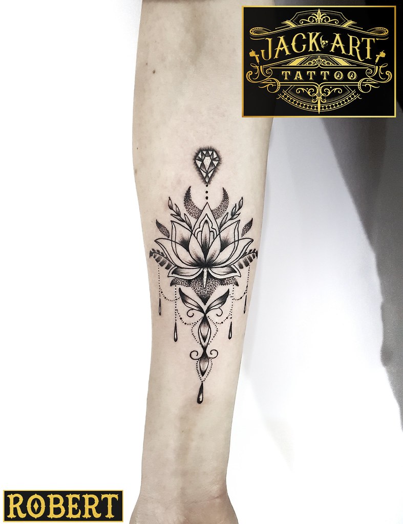 Salon Jack Art Tattoo mandala lotus - a photo on Flickriver