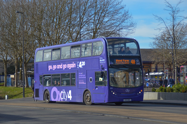 Oxford Bus Company 301 - HY11BRD (4A Oxford, Park End Street) 22-02-2019 (1)
