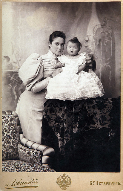 Empress Alexandra Feodorovna with Grand Duchess Olga Nicholaevna