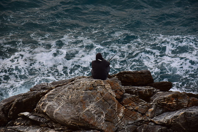 #sea #softsea #searock #seaman #fishing #fishingattitude #attitude #morninglights #waves #waveform #moviment #piombino #visitpiombino #strongcolor #strongcolors #strongcolours #toscana_super_pics #tuscanysea #visittuscany #shotz_of_toscana #nikonshot #nik