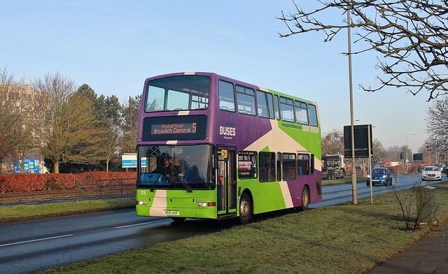 SN51 AXP, Ipswich Buses Dennis Trident 25, Heath Road, 22nd. February 2019.