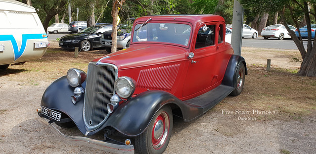 1933 Ford 5 Window Coupe