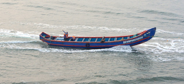 TRADITIONAL WOODEN WORKBOAT IN COCHIN.  INDIA