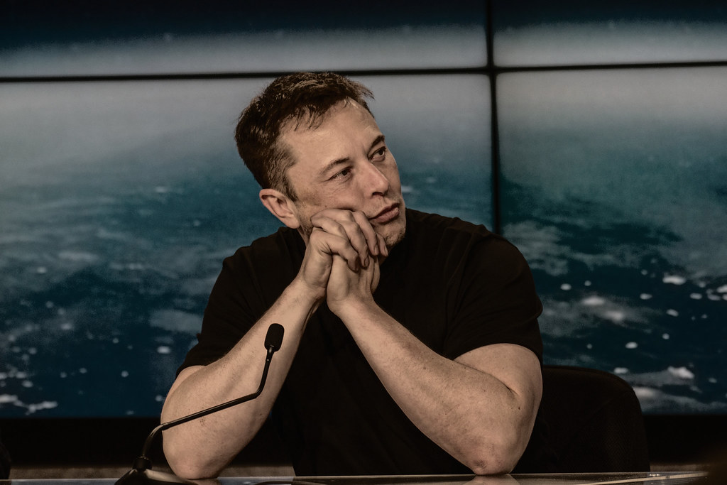 Elon Musk has reinstated the Twitter account of Alex Jones | Political chaos to ensue?