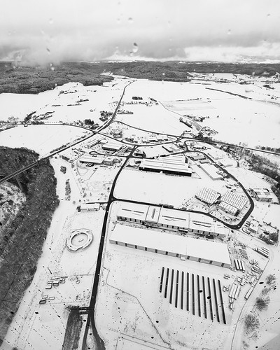 landscape view aerial streets buildings fields sky clouds snow winter white cold season outdoors contrasts details light blackwhite monochrome travel visit explore discover thyssenkrupp tower rottweil schwarzwald badenwürttemberg germany europe photography hobby