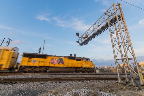 dallassub railroads signal texas unionpacific blur locomotive sunset train