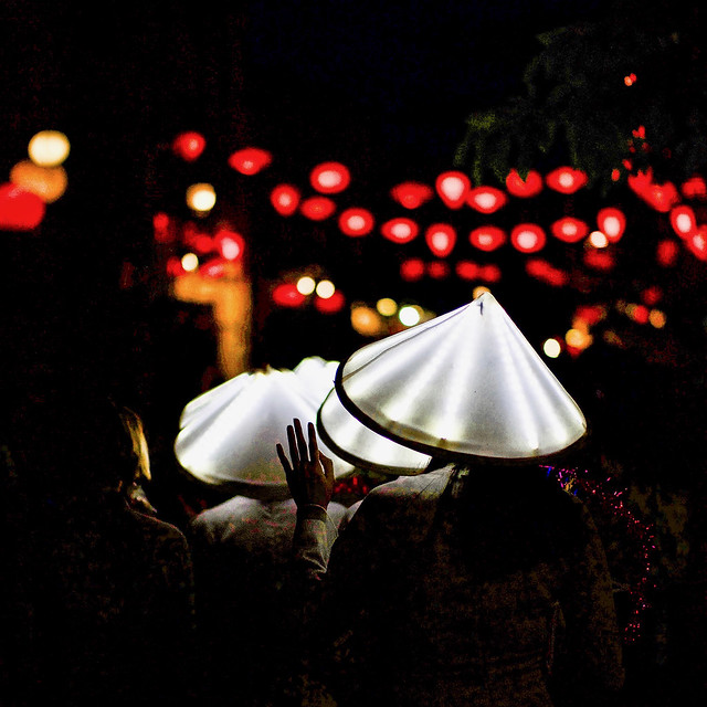 Vietnam - Fête de la Lumière à Hoi An.