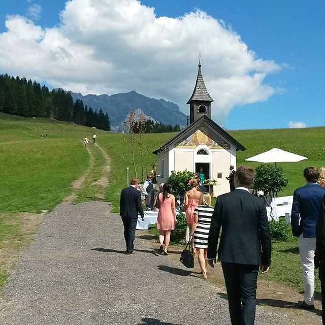 Latergram from the beautiful #wedding we attended last weekend at #Jufenalm #MariaAlm #Austria