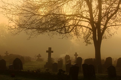 mist grave time buckinghamshire churchyard buckingham bucks mistsoftime maidsmoreton