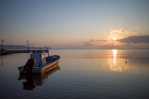上北郡 青森県 日本 jp lake ogawara sun sunrise boat kamikita aomori japan ricoh gr gr3 griii