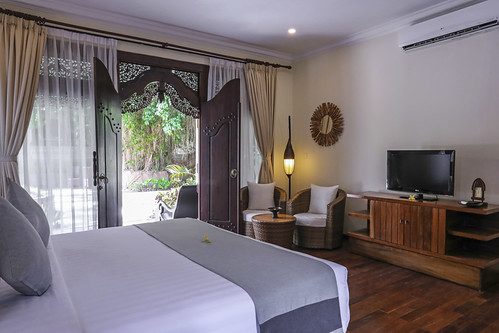 sunset_bungalow