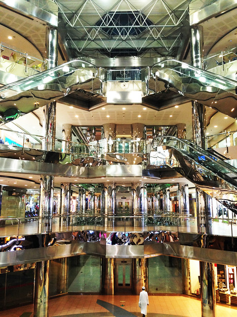 Saudi Shopping Mall in Jeddah 0396